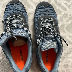 merrell hiking shoes